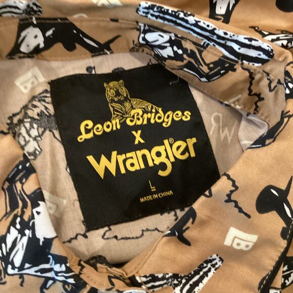 Wrangler X Leon Bridges Western cotton Shirt In Brown white cactus Horse L NWT - Picture 3 of 10